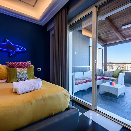 D'Amelios Suite 2.0-3